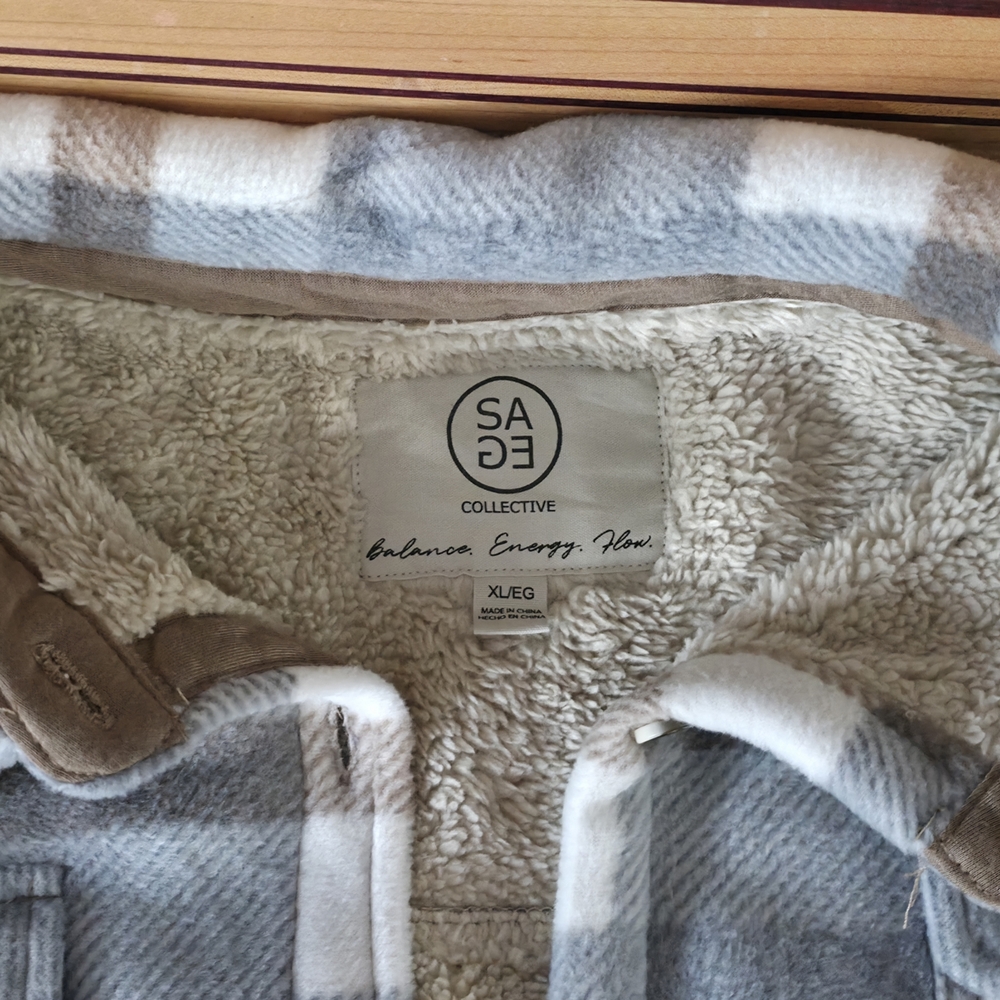 Sage Plaid Teddy Jacket in Gray and Brown - Picture 3 of 3